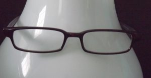 Une paire de lunettes de Great Eyeglasses envoyée par Doris
